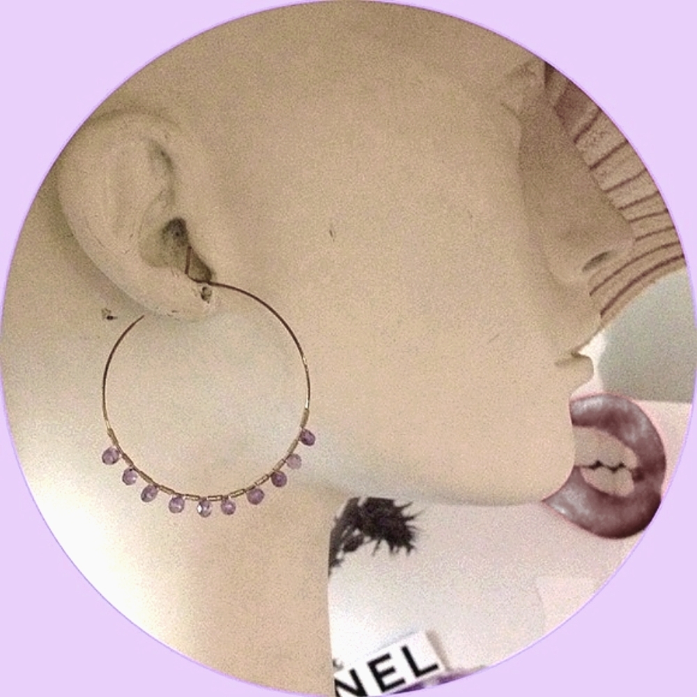 14K GF WIRE HOOP w/AMETHYST STONES